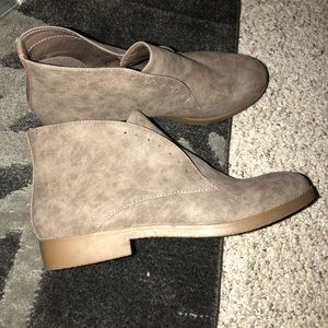 Womens Boots